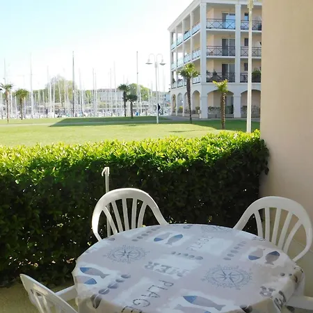 Quiet With Marina View Appartamento *